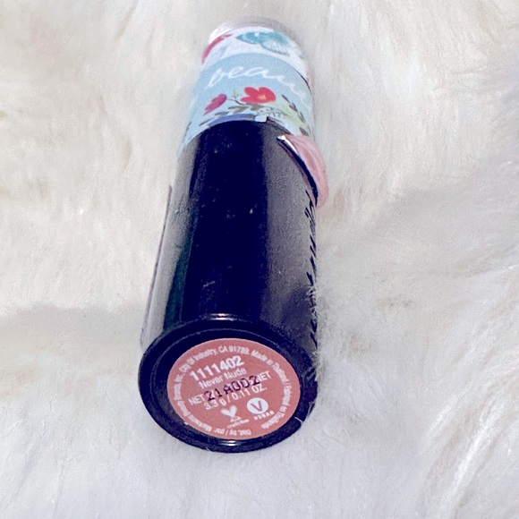 Wet&Wild Never Nude Beautiful Pinkish-Neutral Matte Velvety Smooth Lipstick 3.3g - Picture 7 of 16